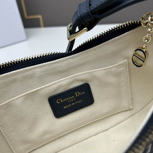 Dior 1542 26x15x5.5cm ww (1)