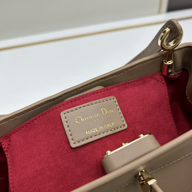 Dior 3633 22x13x12cm ww1_1