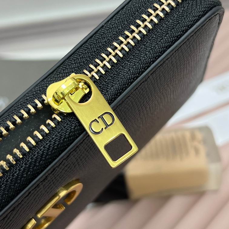 Dior 666111 19x10x2.5cm zy (1)