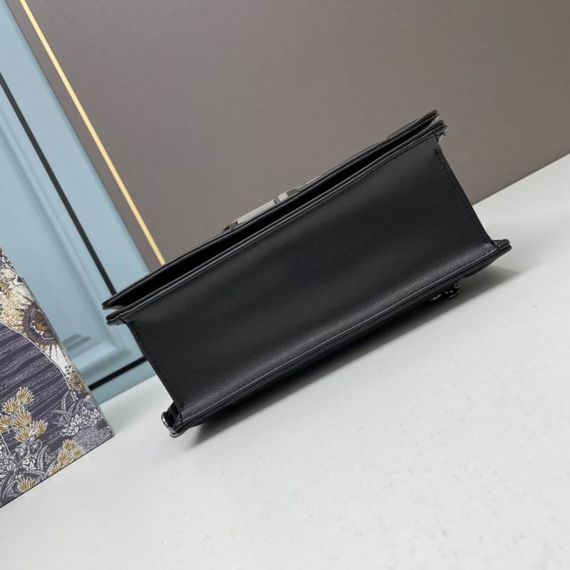 Dior Montaigne 9215 25x15x9cm ww (1)