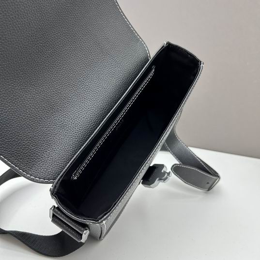 Dior 6612 23x18x6cm ww (1)