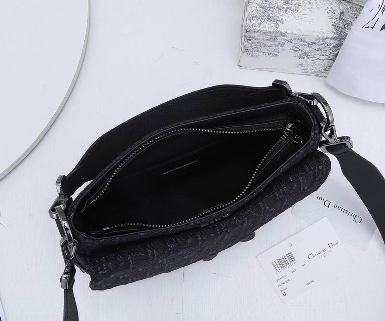 WL1090 24X17X8 (1)