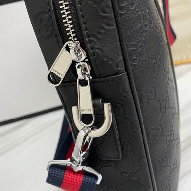 7019-1 37X27X7cm WP (1)