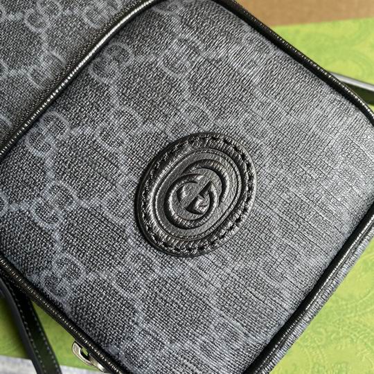 Gucci 672952 12x16x7cm CN (1)