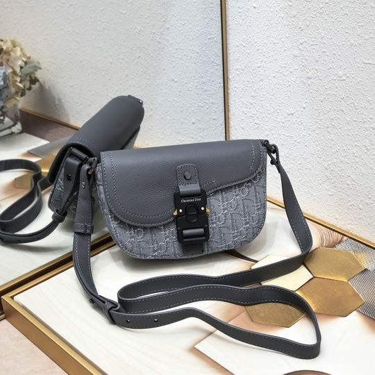 Dior 2ADCA435 19.5x13x4.3cm ww (1)
