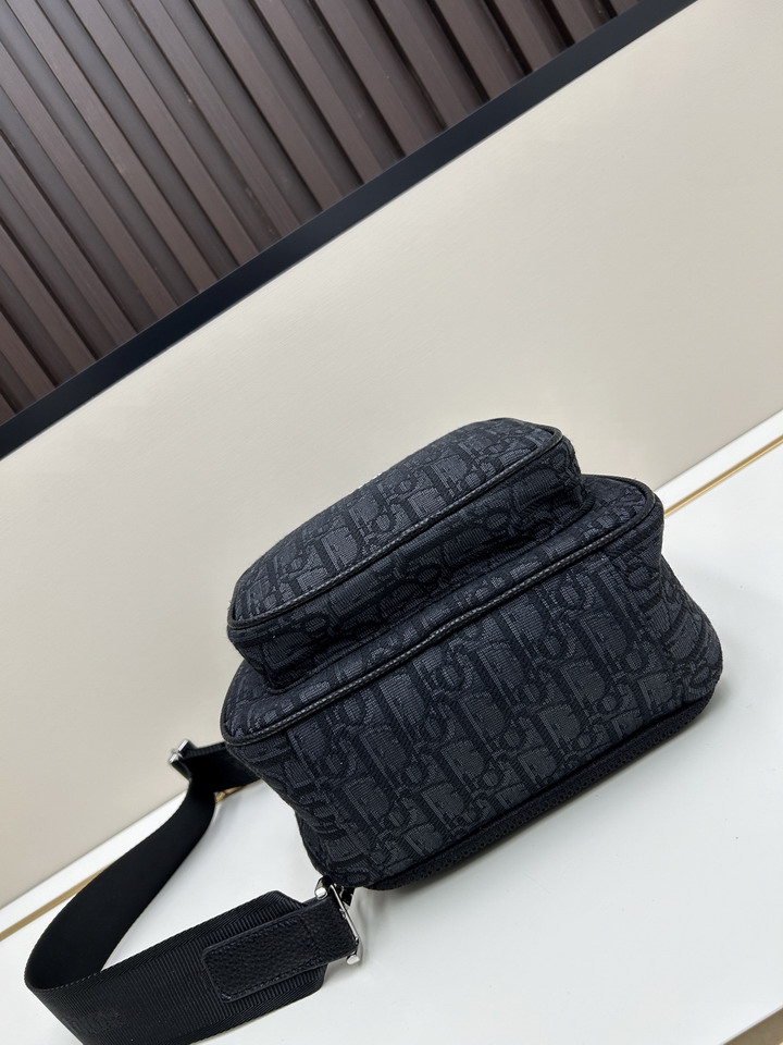 Dior 1ESBO013 21x32x10cm jj1_1