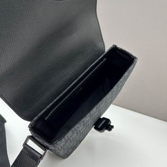 Dior 6612 23x18x6cm ww (1)