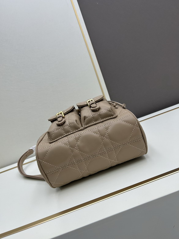 Dior 16944 23x17x11cm jj_1