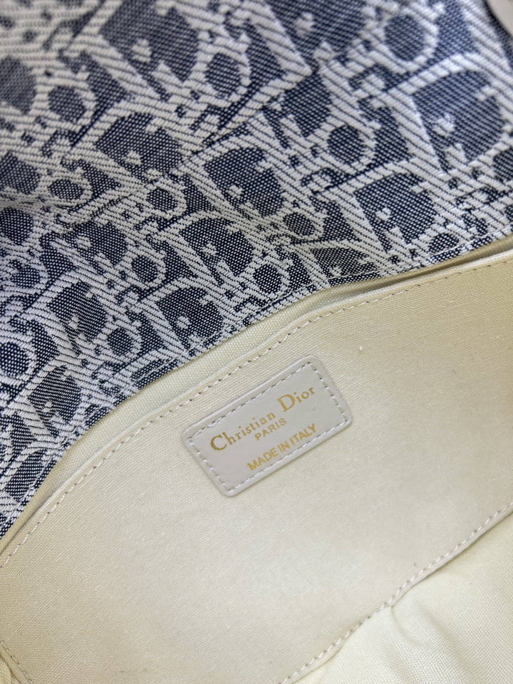 Dior 5078 24x16x8cm jj1_1