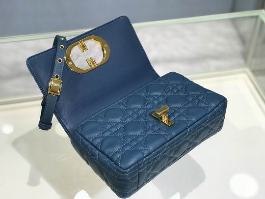 Dior Caro 9241 20cm CN (1)