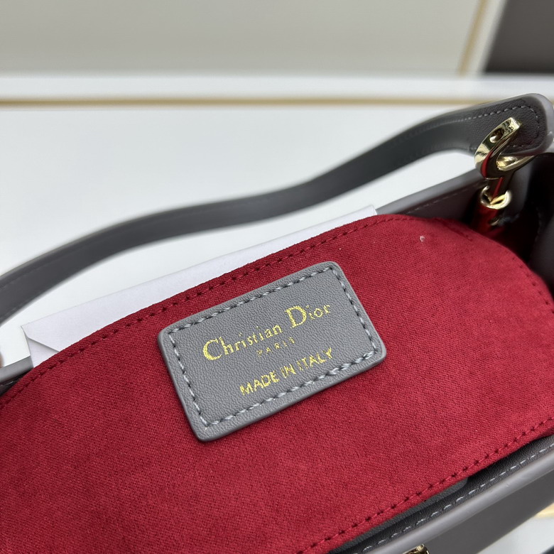 Dior 3633 22x13x12cm ww2_1