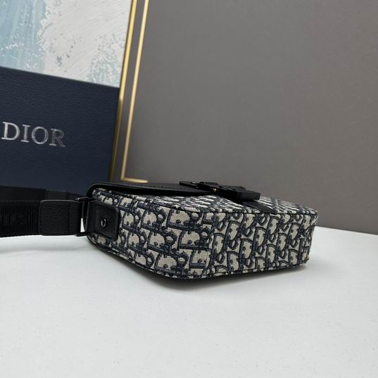 Dior 6612 23x18x6cm ww (1)