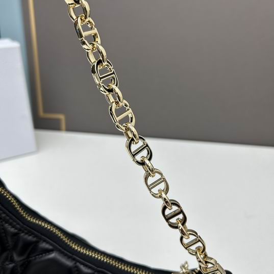 Dior 1542 26x15x5.5cm ww (1)
