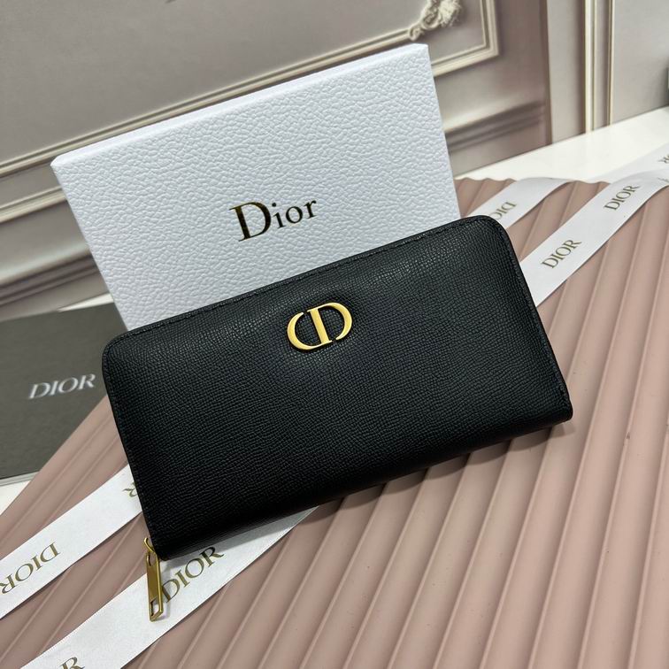 Dior 666111 19x10x2.5cm zy (1)