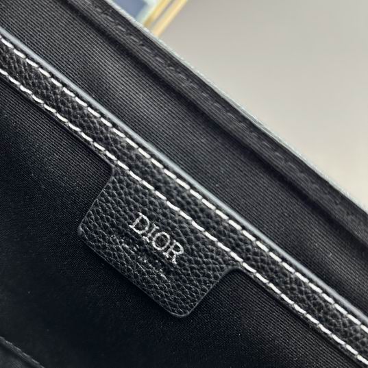Dior 6612 23x18x6cm ww (1)