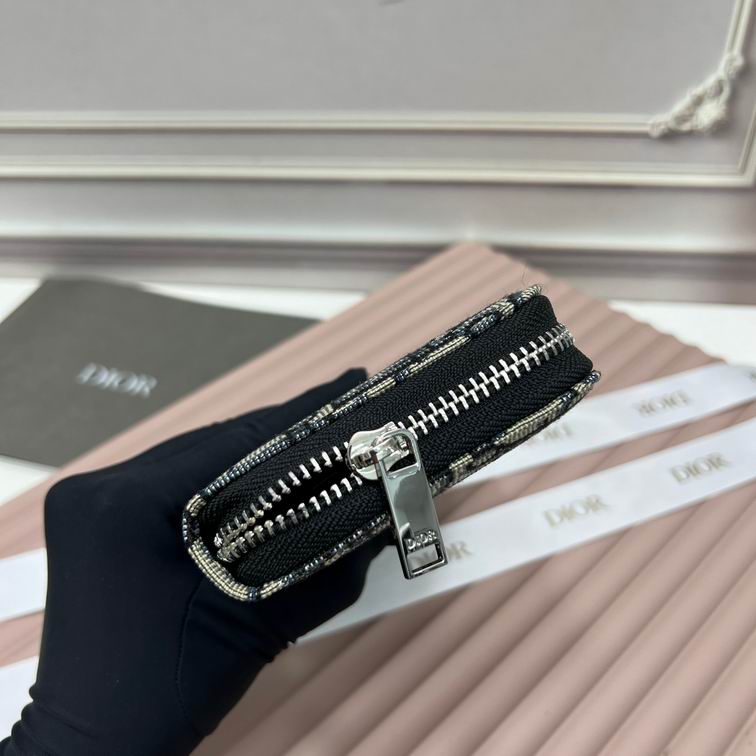 Dior 666106 19x10x2.5cm zy (1)