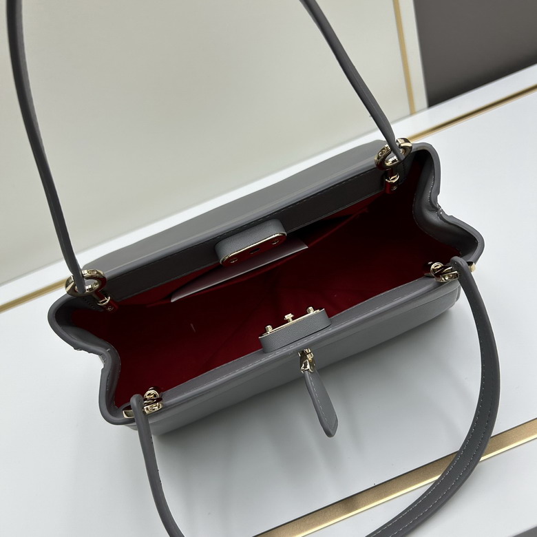 Dior 3633 25x16x12cm ww1_1