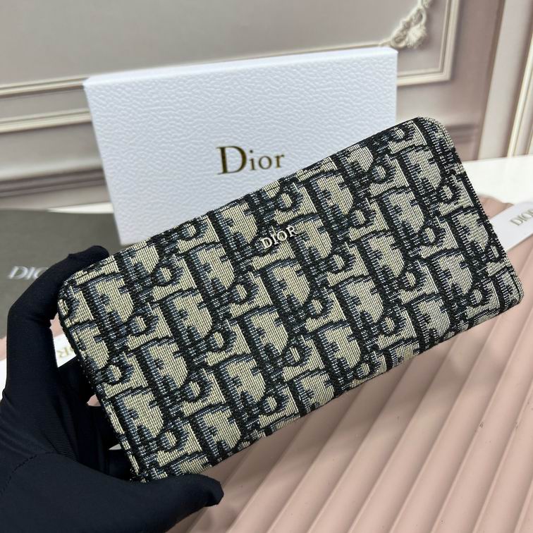Dior 666110 19x10x2.5cm zy (1)
