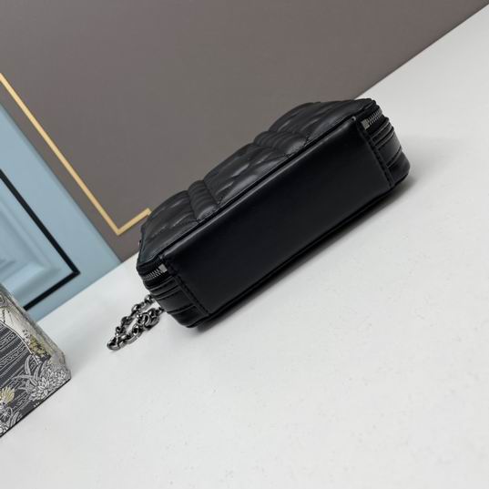 Dior 6009 20x15x6cm ww (1)