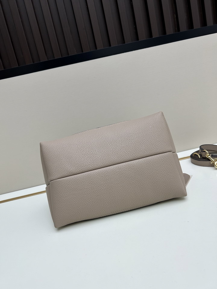 GG 02525 27 5x21x16cm jj3_1