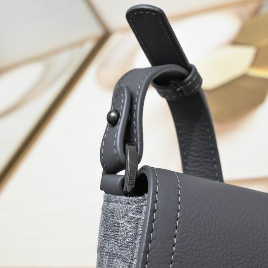 Dior 2ADCA435 19.5x13x4.3cm ww (1)