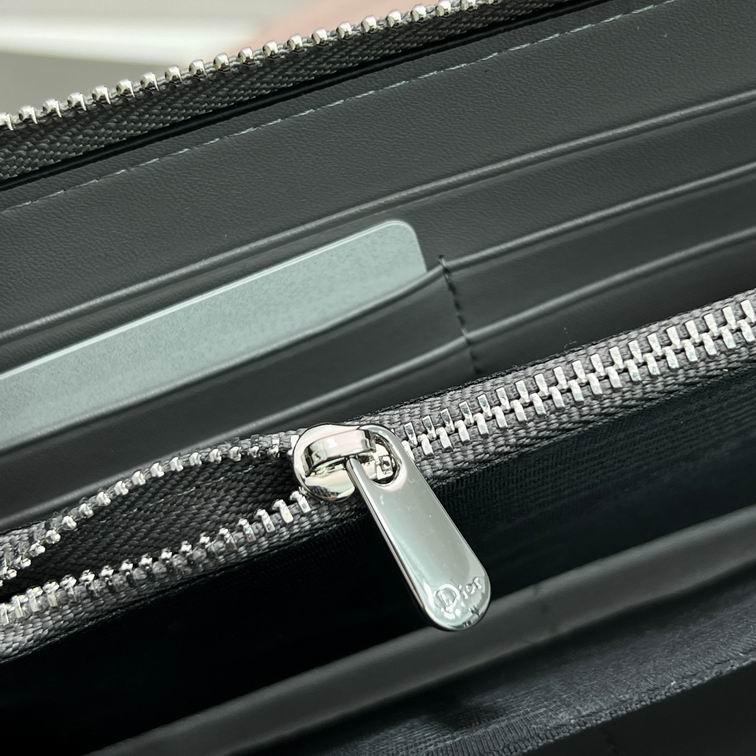 Dior 666118 19x10x2.5cm zy (1)