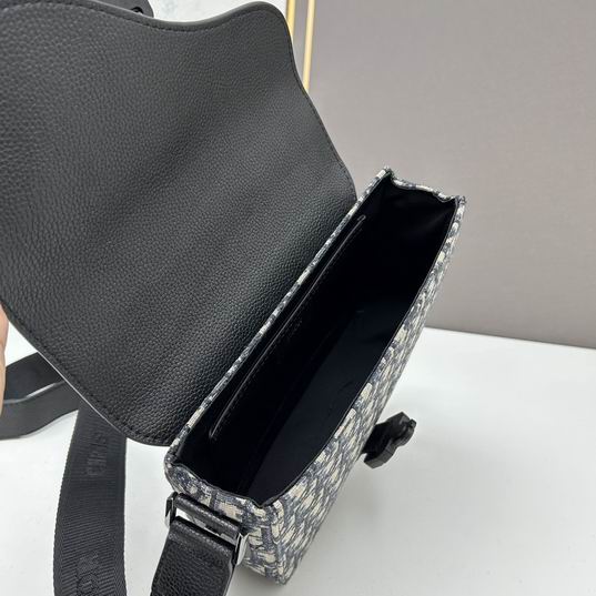 Dior 6612 23x18x6cm ww (1)