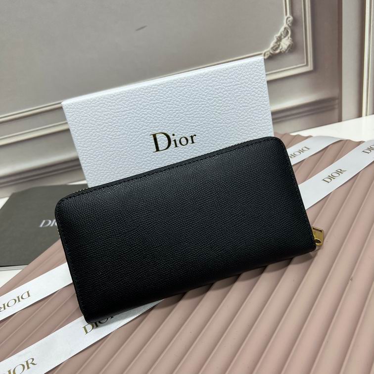 Dior 666111 19x10x2.5cm zy (1)