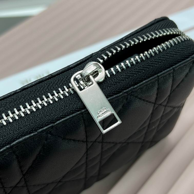 Dior 666112 19x10x2.5cm zy (1)