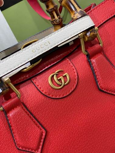 Gucci Diana 702721 27x24x11cm CN (1)