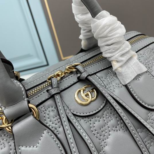 Gucci Matelasse 702242 31x19x22cm ww1_845067 (1)