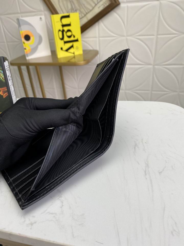 Gucci 138042啡色压花11x9cm zy (1)