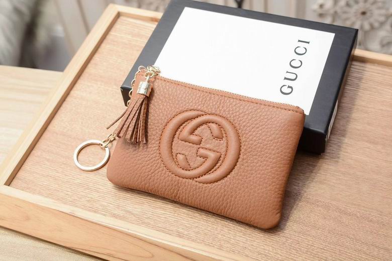 Gucci 826 YG (1)
