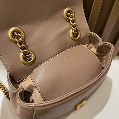 GG Marmont 739682580 18x13.5x8cm zy (1)