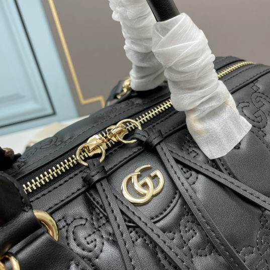 Gucci Matelasse 702242 31x19x22cm ww1_845067 (1)