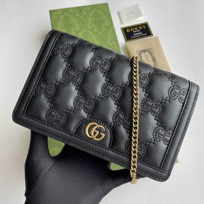 GG Matelasse 723787 20x12.5x4cm zy (1)
