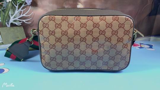 Gucci 24x16cm zy (1)