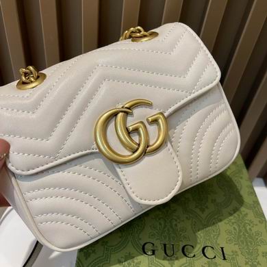 GG Marmont 739682580 18x13.5x8cm zy (1)