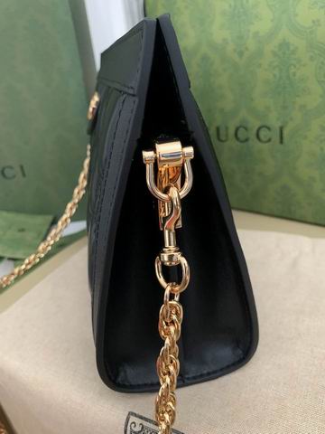 Gucci matelasse 702200 26x17.5x8cm ww (1)
