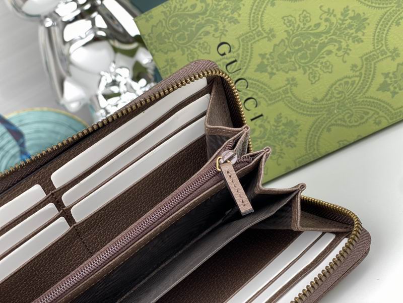 GG Supreme 597612 19x10.5cm zy (1)