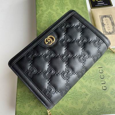 GG Matelasse 723787 20x12.5x4cm zy (1)
