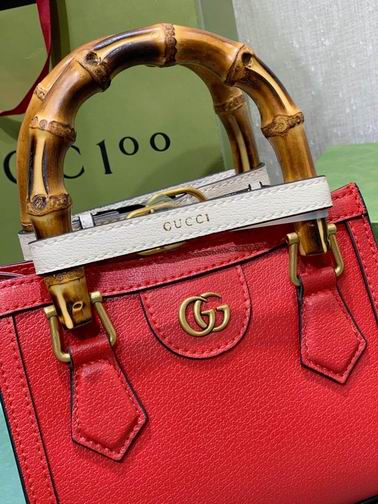 Gucci Diana 702732 20x16x10cm CN (1)