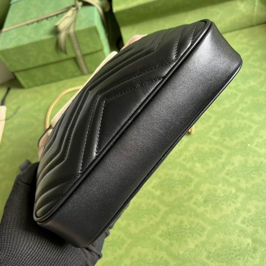 Guuci 699758 22.5x15.5x4cm CN (1)