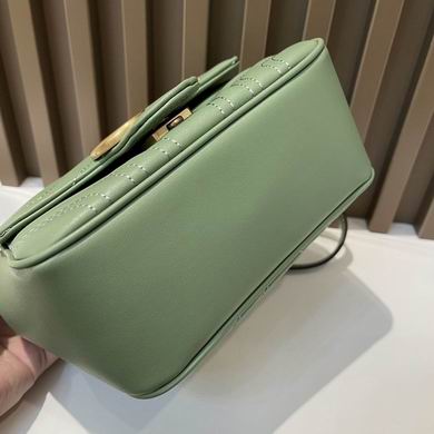 GG Marmont 739682580 18x13.5x8cm zy (1)