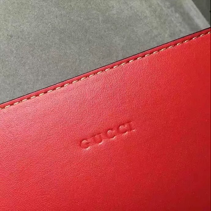 GU368568 (1)