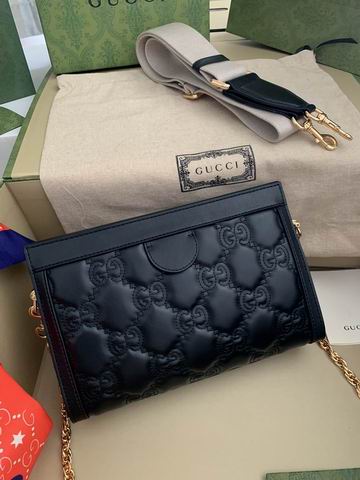 Gucci matelasse 702200 26x17.5x8cm ww (1)