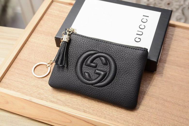 Gucci 826 YG (1)