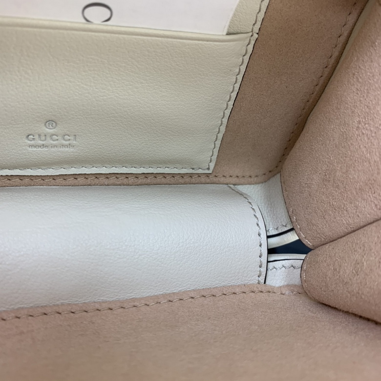 658230 17X10X5.5cm DF (1)