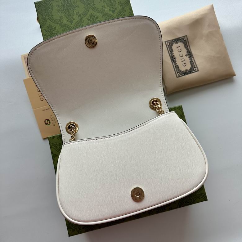 815715 26X16X8cm DF 4色 0
