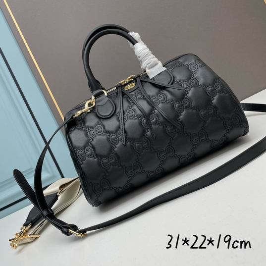 Gucci Matelasse 702242 31x19x22cm ww1_845067 (1)